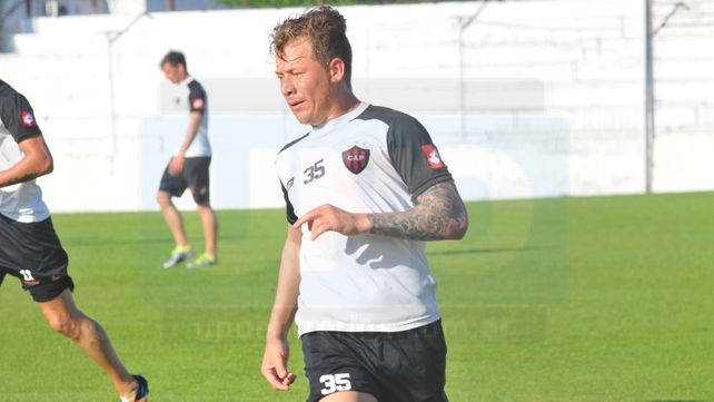 El Pitu González se perfila como titular en Patronato para visitar el sábado a Rosario Central. &nbsp; 