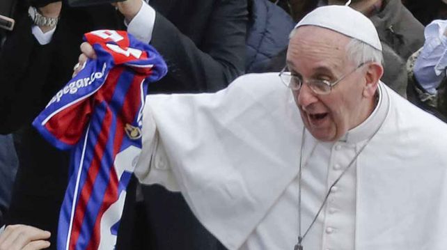 Francisco quiere ver a Messi antes del Mundial