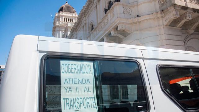 Clases: transportistas escolares esperan definiciones