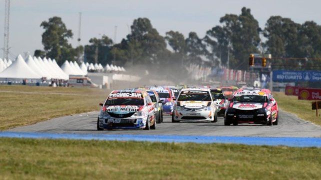 Para la carrera en Paraná se espera la reincorporación del local Favio Grinóvero.
