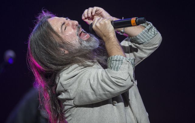 El grupo liderado por Adrián Dárgelos estará de gira por Argentina en junio.