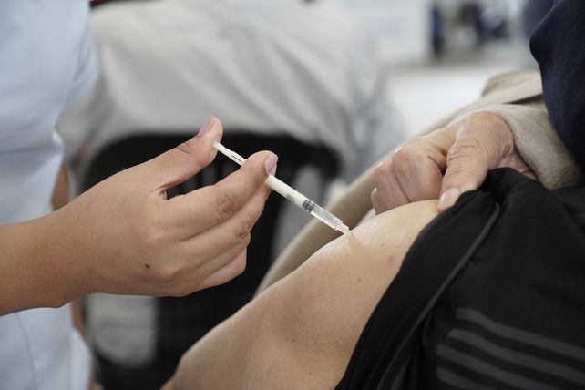 Las vacunas han mostrado muy bajos efectos adversos