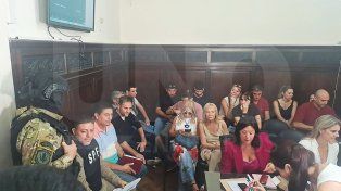 Ventilaron que Airaldi le apuntó con un arma en la cabeza a unos niños en Diamante