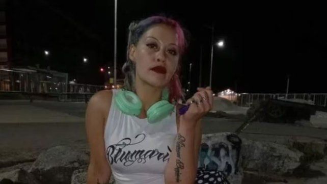 Identificaron el cuerpo de una mujer en Mar del Plata que fue hallada con un apuñalamiento y signos de lucha. Se investiga un posible femicidio