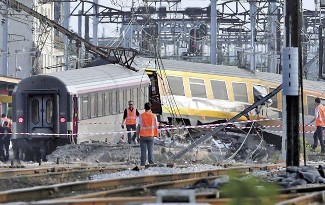 Destrucción. Los vagones tiraron abajo la estación