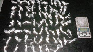 Buscaban armas y encontraron cocaína para ser vendida