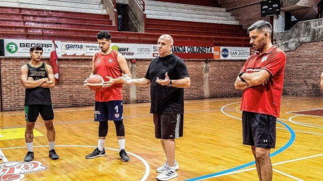 Diego Tuosto regresa a la dirección técnica con las formativas de Santa Rosa.