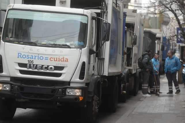 Servicio. La higiene urbana es llevada adelante en Rosario por dos empresas.
