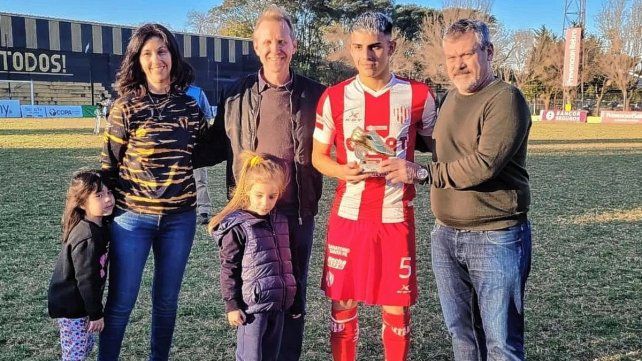 Tanda quiere convencer a Kily González en Unión