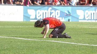 Colón. Bernardi ya no tiene nada que ver con el Sabalero porque fue quién resolvió su partida de Fortaleza. Es jugador libre y ahora debe analizar bien los pasos.