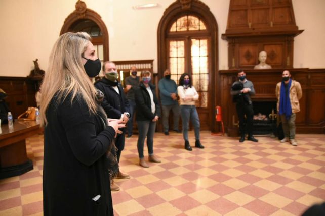 El Concejo sesionará en la isla para reclamar por los incendios