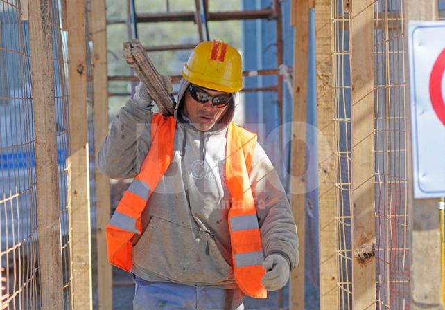 Empleo. Las obras públicas que están en marcha en Santa Fe están a cargo de empresas locales. Foto: Manuel Testi / Diario UNO Santa Fe