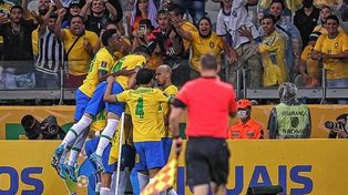 Brasil ganó ante su gente.