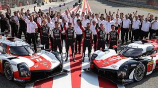 El bicampeón Pechito López sigue en el WEC