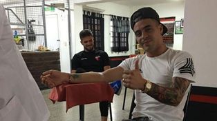 Confirman que Brian Fernández tiene Covid-19 y aislaron a parte del plantel de Colón