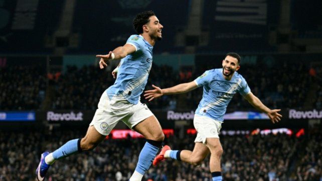 Manchester City superó a Newcastle y pasó a la final de la Carabao Cup