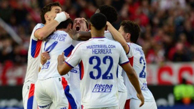 San Lorenzo lo ganó en la última y se acercó a los playoffs del Clausura