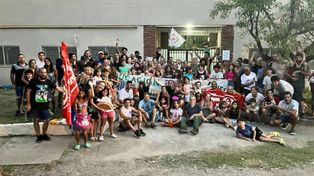 La comunidad educativa de la escuela secundaria Nº 727 reclama la construcción del nuevo edificio.