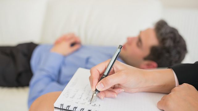 Diván. Rosario es una de las tres ciudades argentinas donde más se hace psicoterapia.