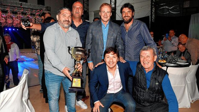 El gobernador Gustavo Bordet compartió el acto de cierre junto a autoridades del IAFAS y representantes del loterías del país.