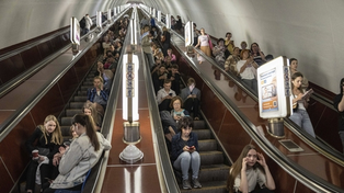 Los habitantes de Kiev debieron refugiarse en el metro de la capital por segunda vez en pocas horas.&nbsp;