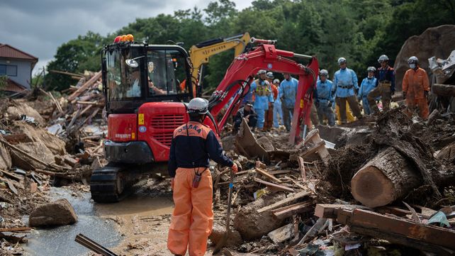 Catastróficas inundaciones en Japón dejaron poblaciones enteras aisladas