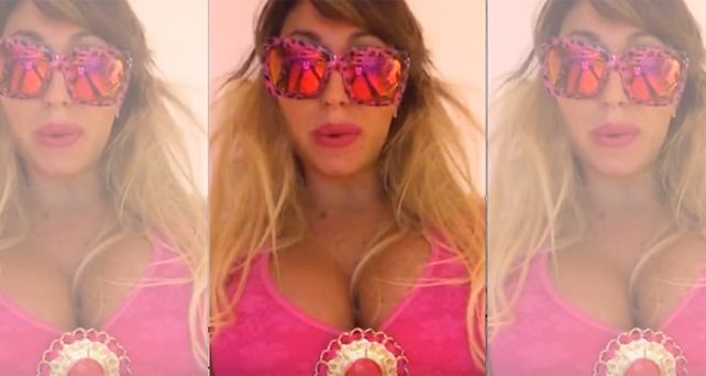 ¿Es o se hace? Carcajadas por el nuevo furcio de Vicky Xipolitakis