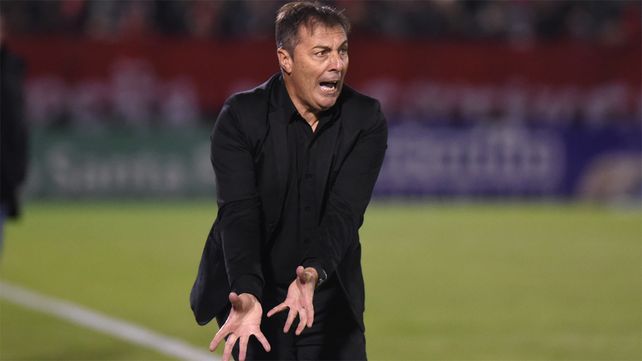 El DT Frank Kudekka sí debe lograr que sus jugadores reaccionen y eleven el nivel de juego.&nbsp; 