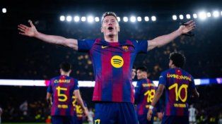 Barcelona aplastó a Newcastle y avanzó con autoridad a cuartos de Champions