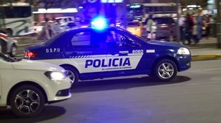 Pensó que un ladrón entraba a su casa, agarró el arma y disparó: mató a su hijo