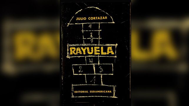 Hace 58 años se publicaba Rayuela, el inolvidable libro de Julio Cortázar