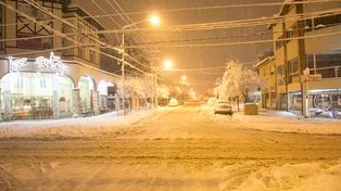 Bariloche vive una de las nevadas más fuertes de los últimos 20 años