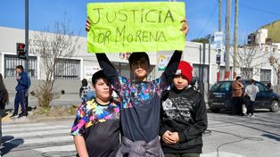 Justicia por Morena. Familiares y allegados de la nena de once años que murió tras ser asaltada en Lanús hicieron una marcha.