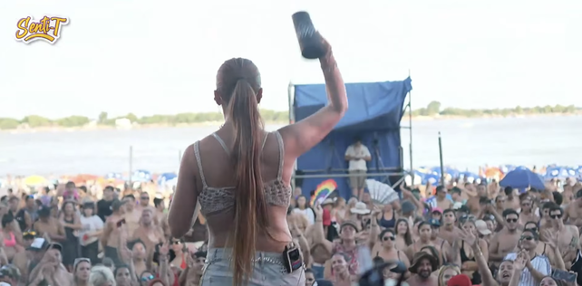 Azul Saita presente en el Festival Rivera en La Florida