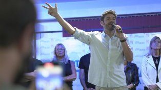 Fuerte respaldo del peronismo santafesino a Juan Monteverde