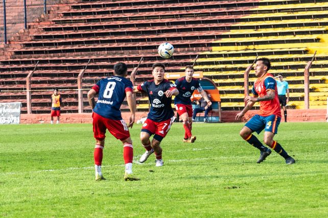 Buen punto: El equipo de la familia Messi se trajo un puntazo para seguir en zona de Reducido.