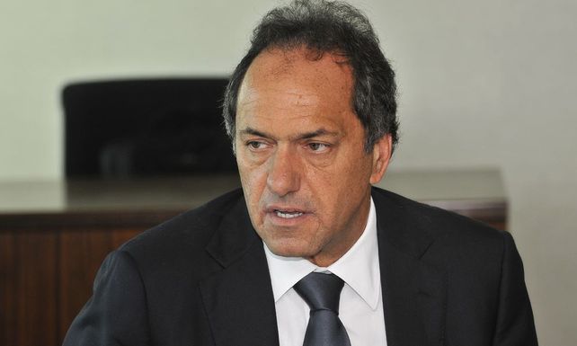 El exgobernador bonaerense Daniel Scioli fue citado a declarar.&nbsp;