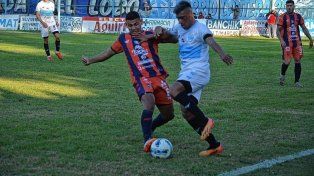 Federal A: Defensores de Pronunciamiento y Gimnasia definirán su permanencia el lunes.