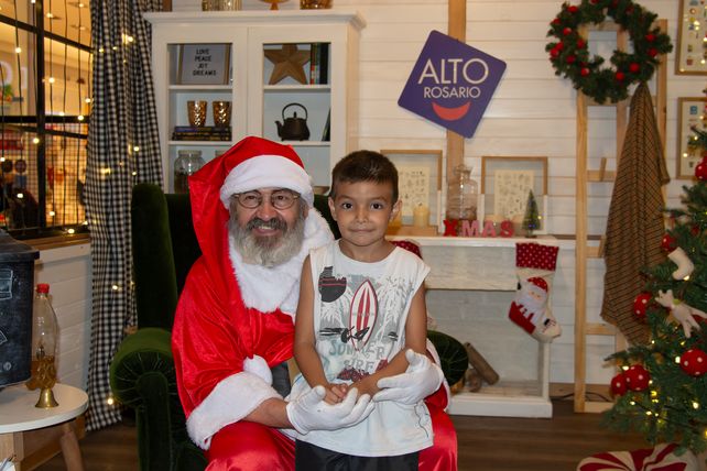 Papá Noel y Manolo Méndez.