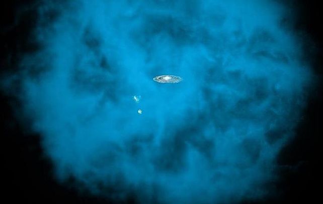 Recreación digital de la “bolsa” y en el centro la Vía Láctea. Su masa se compara a la suma de las estrellas de nuestra galaxia.
