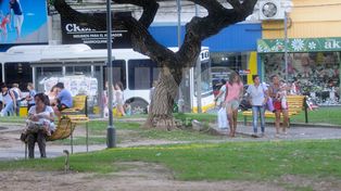 El municipio le ofreció una alternativa a los puesteros de la Plaza del Soldado