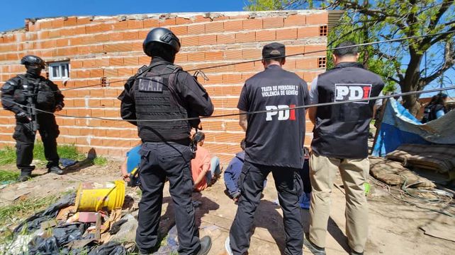 Revelan cuál es el estado de salud de la adolescente rescatada y su hija de 11 meses tras años de cautiverio en barrio El Abasto
