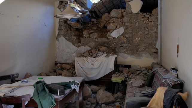 El epicentro del terremoto se registró a 346 kilómetros al sur de Atenas.