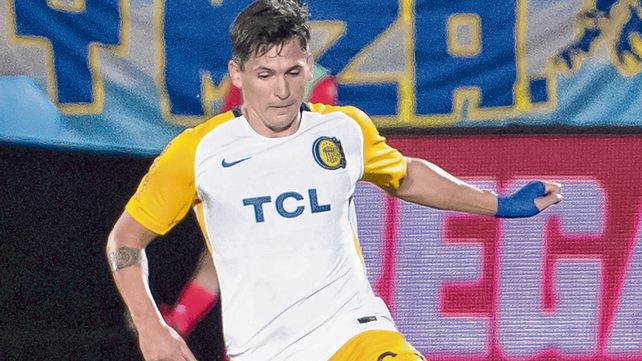 Engancha Parot. Estoy muy contento en Central y mi representante no se comunicó conmigo. Así que no tengo ninguna información sobre el tema (interés de Colo Colo