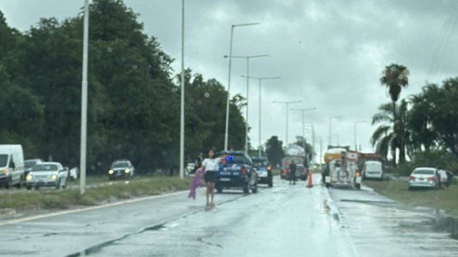 Accidente en Autovía 19 entre un camión, una camioneta y un auto: hay tránsito interrumpido en la mano hacia Córdoba