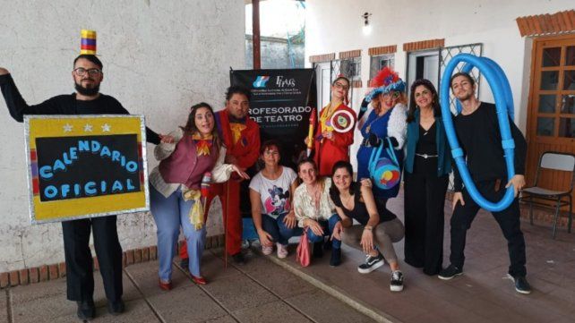 Estudiantes del Profesorado de Teatro en Uader harán clases abiertas para exigir la apertura de seis materias que no se dictan hace más de un año