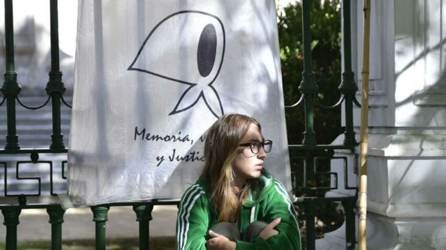 Protesta frente a Tribunales Federales por la suspensión del juicio Feced III