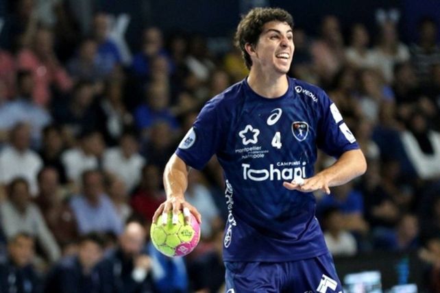 Diego Simonet volver&aacute; a jugar este martes al Handball con Montpellier de Francia.&nbsp;