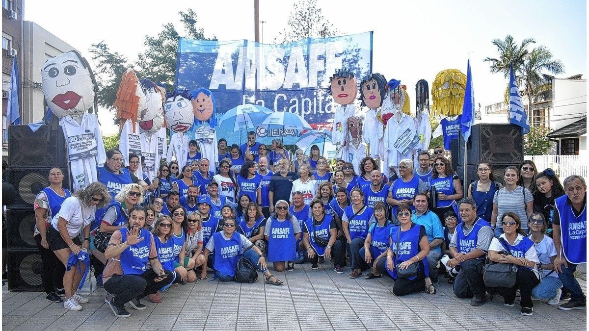 Paritaria Docente: Amsafé Define Este Viernes Entre Mociones De Rechazo ...