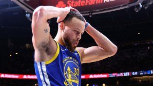 Curry brilló con 60 puntos pero Warriors perdieron en casa de Atlanta Hawks